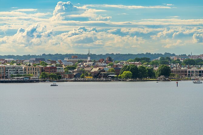 Old Town Alexandria in a Day with Round Trip Ferry Cruise - Gadsby’s Tavern, the tour’s main interior visit