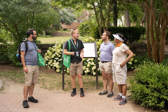Old Town Alexandria in a Day with Round Trip Ferry Cruise - The apothecary and Martha Washington’s remedies