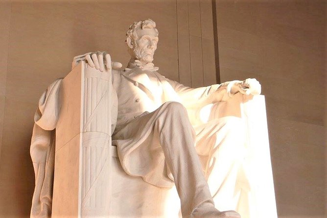 Presidential DC: Capitol Hill + DC Bus Tour, US Capitol Entry - Guides, drivers, and the feel of the group