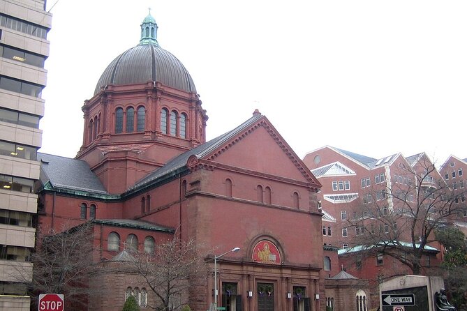 Presidents' Residences Walking Tour: Lafayette Sq + Foggy Bottom - The Octagon’s unusual temporary White House connection