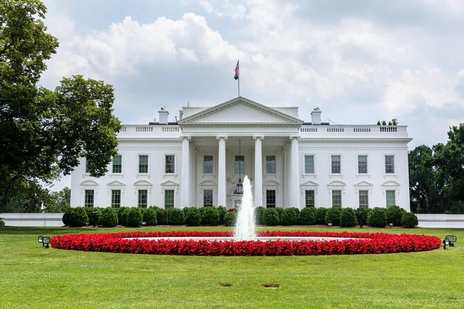 Private 3 Hour Highlights Tour Washington DC for up to 10 Guests - The Lincoln Memorial deserves more than 15 minutes