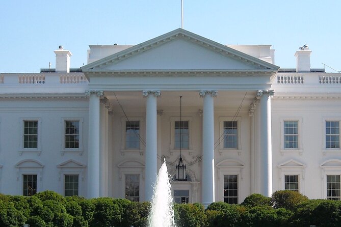 Private Multilingual DC City Tour (Spanish, Portuguese, English) - What the tour does not include