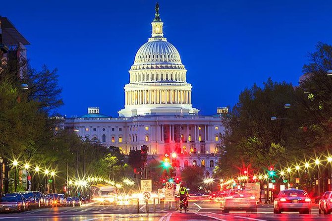 Private Night-Time Monuments Tour of DC for up to 10 Guests - The memorials near the National Mall