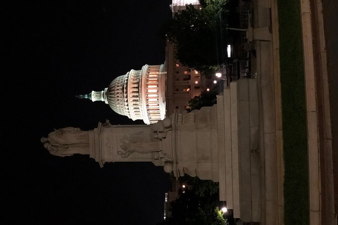 Private Night-Time Tour of Washington DC | DC After Dark™ - The U.S. Capitol: impressive even from the outside