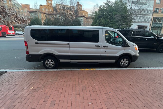 private Ronald Reagan, Washington National Airport transfer - A practical ride between DCA and downtown Washington