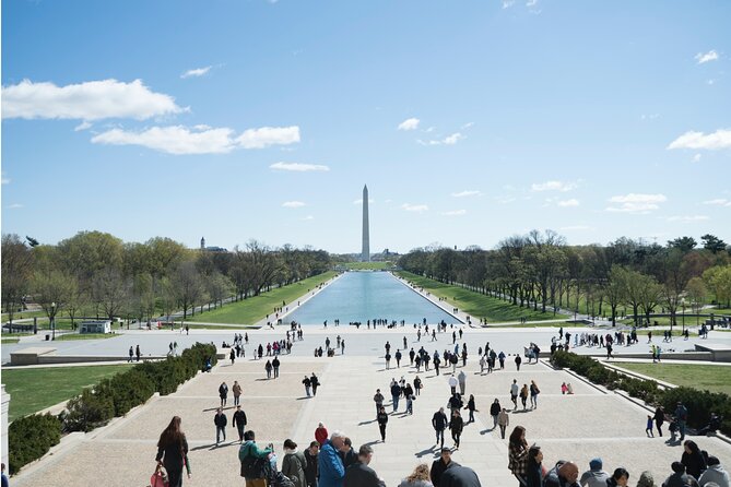 Private Tour of Washington DC - The National Mall memorials in short, meaningful stops