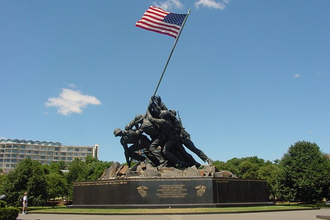Private Washington DC/Arlington Cemetery Tour for up to 10 Guests - The Georgetown lunch break