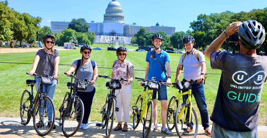 Private Washington DC Bike Tour - Starting near the Navy Memorial