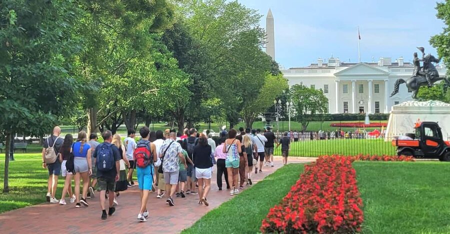 Private Washington DC Grand Tour with Changing of the Guard. - Why the private four-hour format works