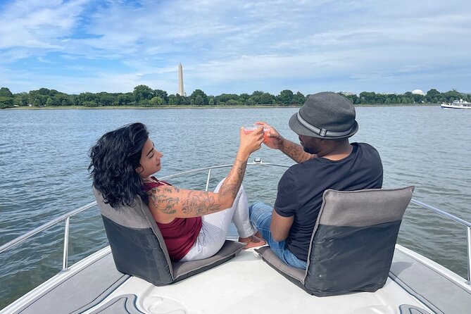 Private Yacht Tour along Washington DC Waterfront - Starting at Tony and Joe’s in Georgetown