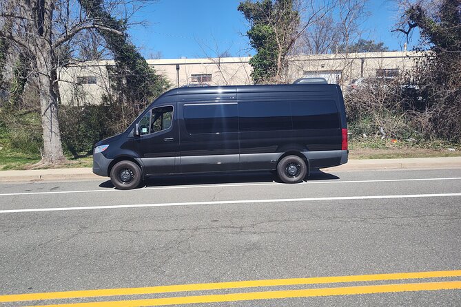 Roberts Luxury Transportation Shuttle Private Sightseeing Tour - The driver makes the experience personal