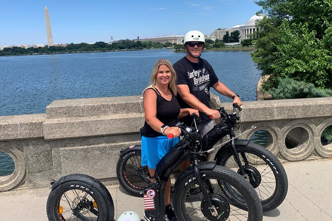 Small Group 5-Hour DC Tour via Electric Scooter for Ages 16+ - The war memorials bring the strongest run of stops