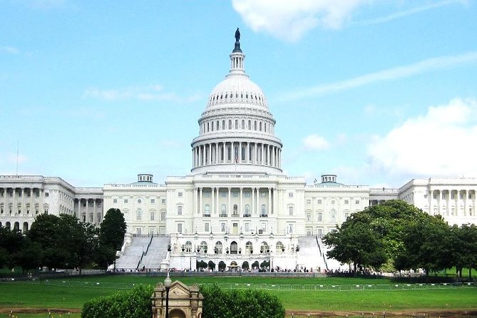 Small Group Tour of DC - Open-Top or Glass Convertible Luxury Bus - Why this six-hour tour works for a first day in Washington