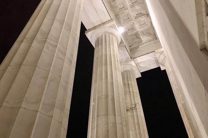 Small Group Washington DC Night Tour - A quick visit to the Marine Corps War Memorial