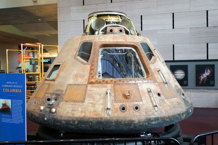 Smithsonian Air & Space Museum Guided Tour 8ppl Max - A guide-led pace, with room for questions