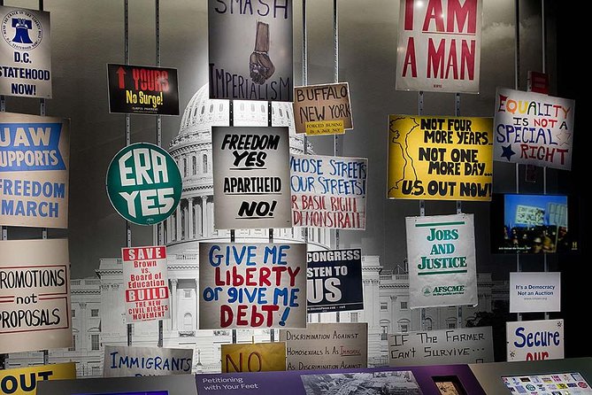 Smithsonian Museum of American History Exclusive Guided Tour - Starting at 1300 Constitution Avenue