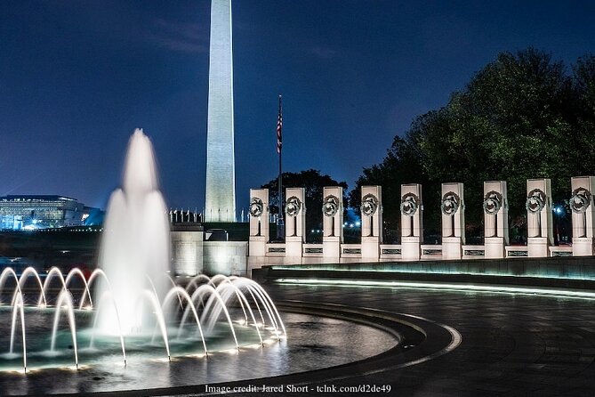 The National Mall Private 2.5-hour Evening Tour in Washington DC - The Washington Monument and World War II Memorial