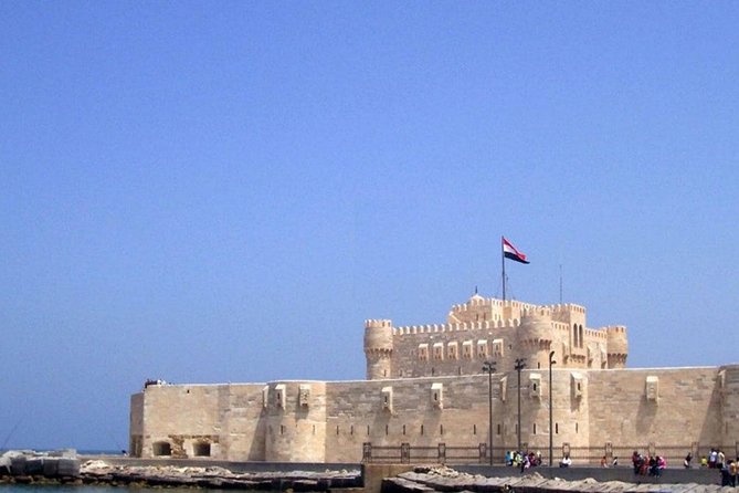 Tour to The Qaitbay Citadel in Alexandria - A four-hour route through Alexandria