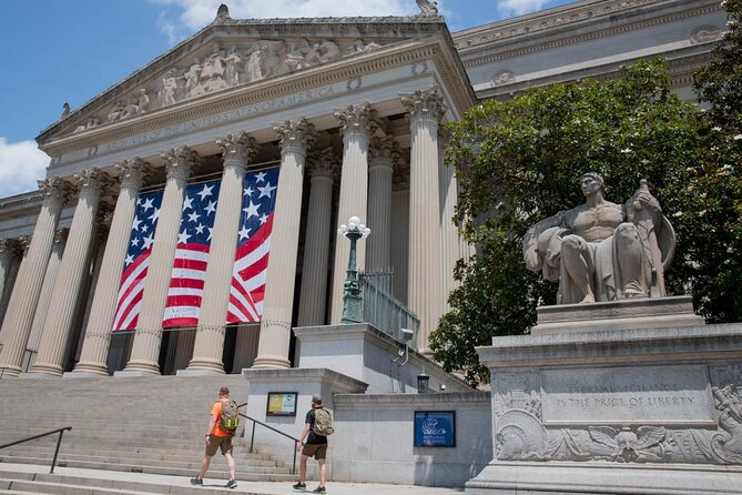 VIP National Archives Skip-The-Line Guided Tour 6 ppl Max - Key points to know before booking