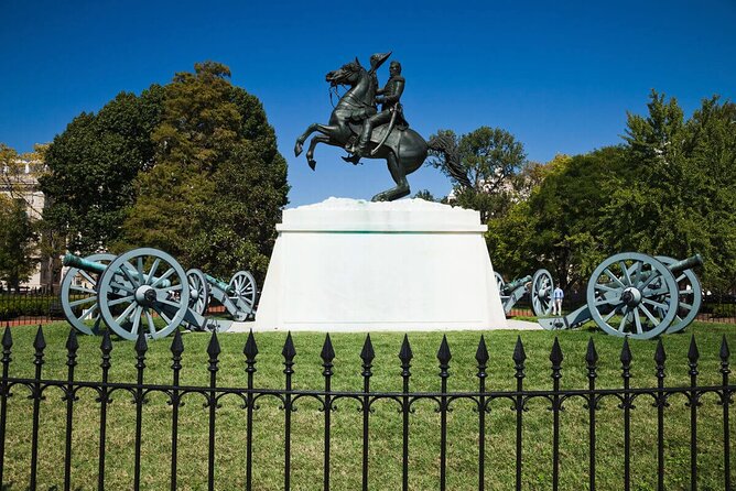 Washington D.C. Lincoln Assassination History Walking Tour - Lincoln’s ten nights at the Willard Hotel