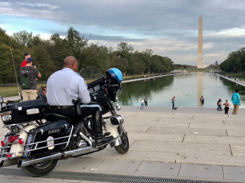 Washington, D.C: National Mall Tour with Monument Ticket - Why a night walk works so well in Washington