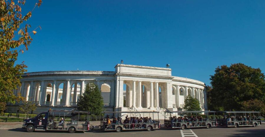 Washington DC: Arlington Nat. Cemetery Ticket & Tram Tour - The Tomb of the Unknown Soldier