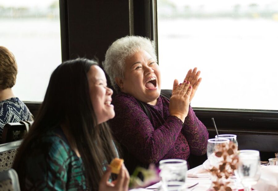 Washington DC: Christmas Eve Gourmet Brunch or Dinner Cruise - Should you book the Odyssey on Christmas Eve?