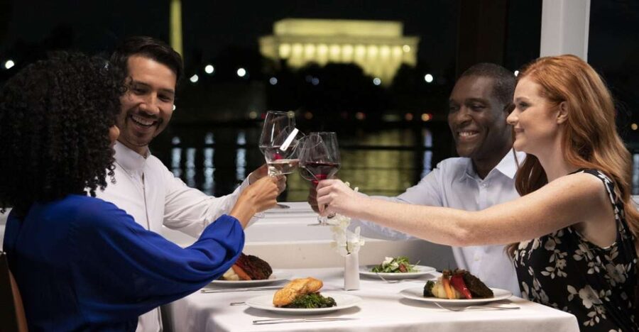 Washington DC: Christmas Eve Gourmet Brunch or Dinner Cruise - Arriving at Pier 4 in Southwest Washington
