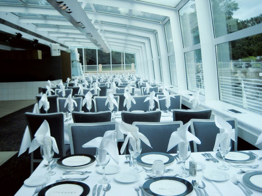 Washington DC: Christmas Eve Gourmet Brunch or Dinner Cruise - Who should book this Christmas Eve cruise