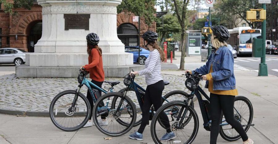 Washington DC: E-Bike Rental - Picking up the bike at 801 D Street NW