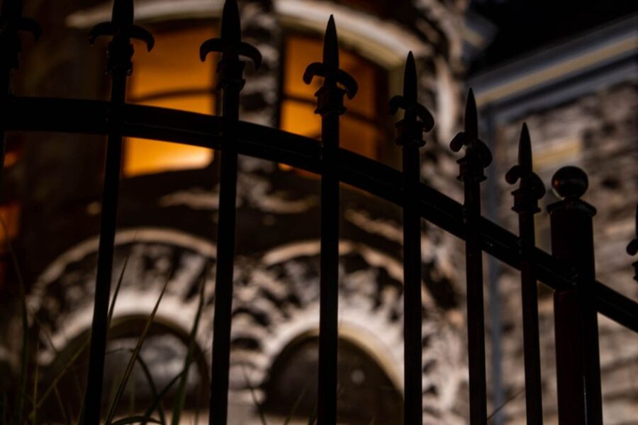 Washington, DC: Ghosts and Spirits Haunted Walking Tour - How the guides shape the experience