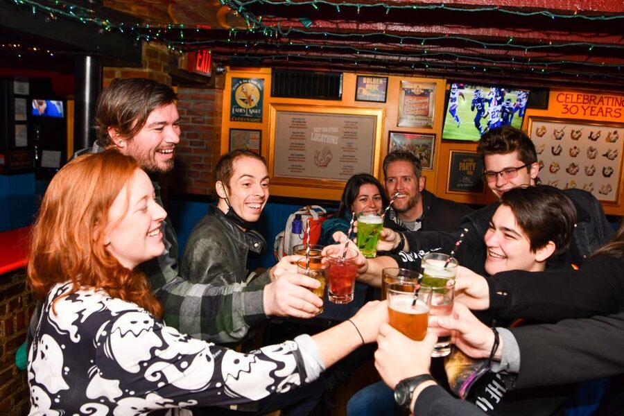 Washington DC: Ghosts Boos and Booze Haunted Pub Crawl - Starting at Old Ebbitt Grill, near the White House