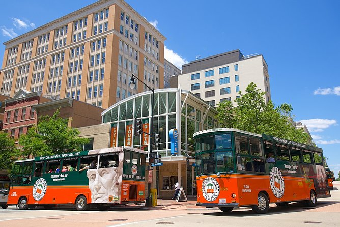 Washington DC Hop-On Hop-off Trolley Tour with 15 Stops - Stops 7 to 9: The memorial route