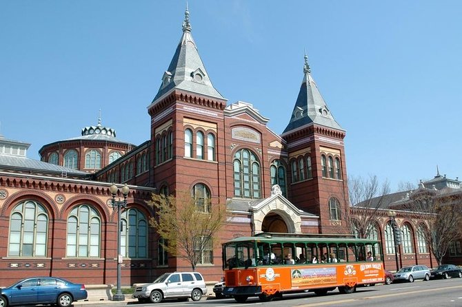 Washington DC Hop-On Hop-off Trolley Tour with 15 Stops - Stops 10 to 12: Smithsonian museums, portraits, and Ford’s Theatre