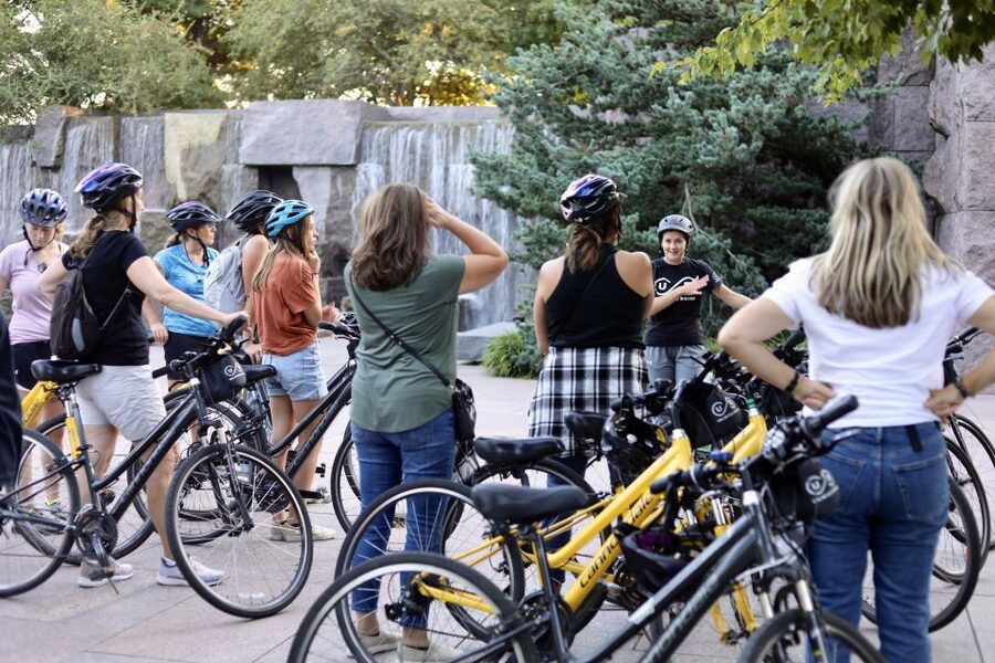 Washington DC: Monuments and Memorials Bike Tour - Korean War Veterans Memorial and Lincoln Memorial