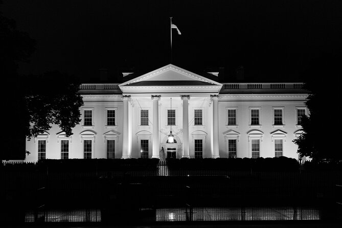 Washington DC Monuments and Memorials Night Tour - Why a night tour works so well in Washington
