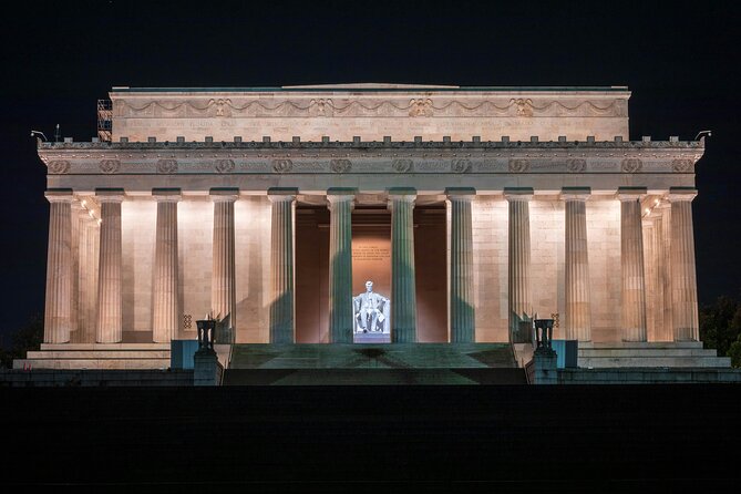 Washington DC Monuments and Memorials Night Tour - White House views from the Ellipse