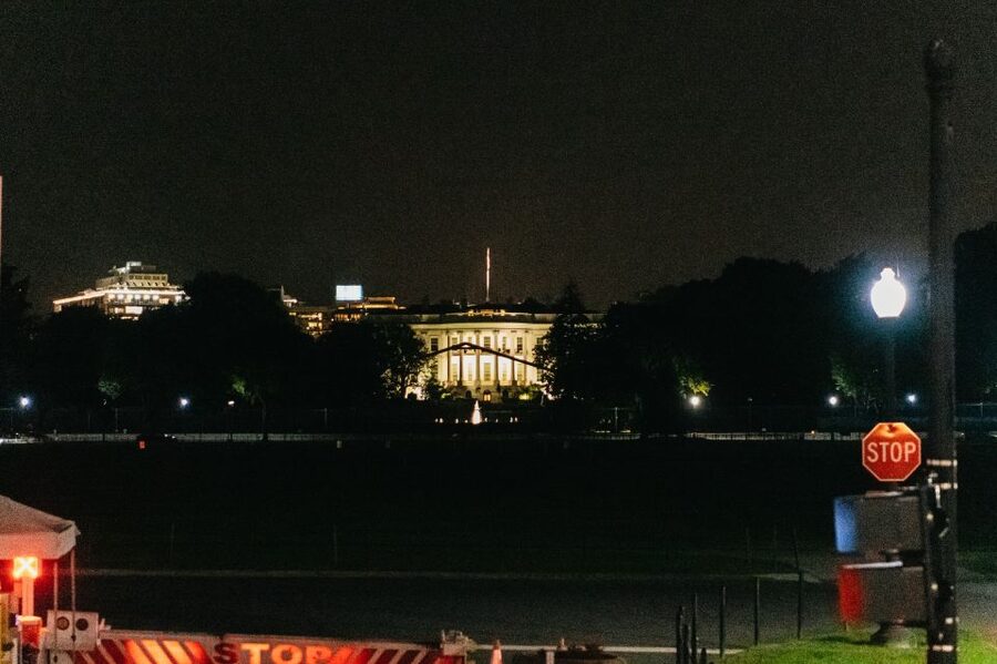 Washington DC: Monuments by Moonlight Nighttime Trolley Tour - Should you book the Monuments by Moonlight tour?