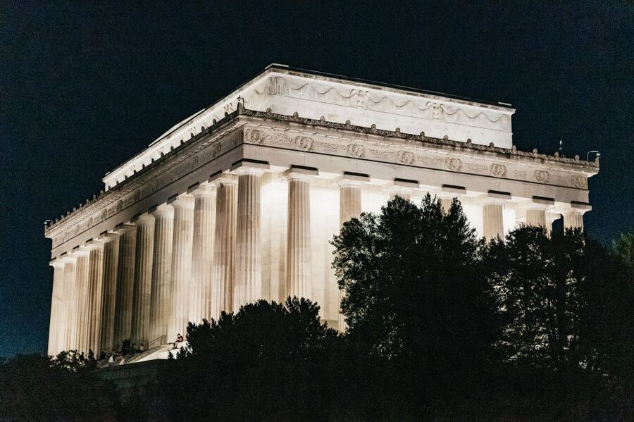 Washington DC: Monuments by Moonlight Nighttime Trolley Tour - The Iwo Jima change and the World War II replacement