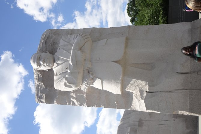 Washington DC Monuments self-guided walking tour & scavenger hunt - How the National Mall game works
