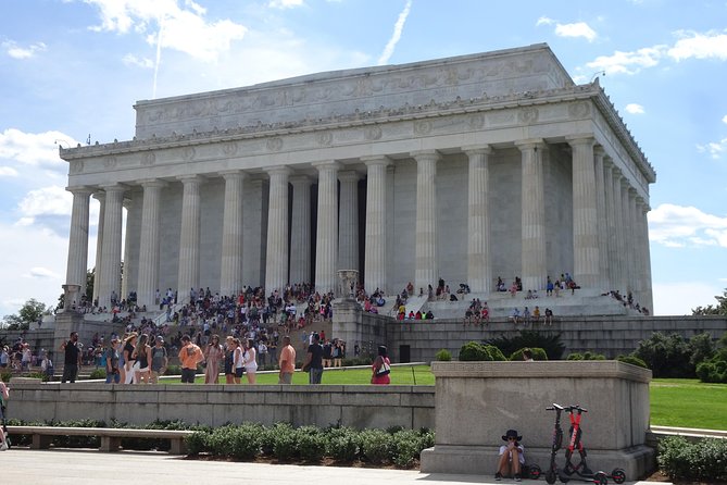 Washington DC Monuments self-guided walking tour & scavenger hunt - Starting at the Ellipse and White House