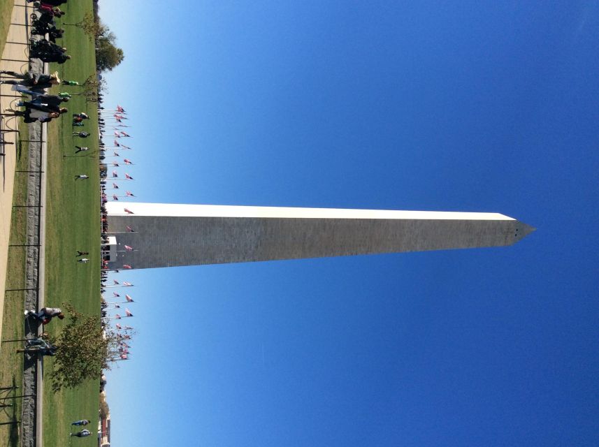 Washington DC: Multilingual Private Day or Evening SUV Tour - Lincoln, Korean, Vietnam, and World War II memorials