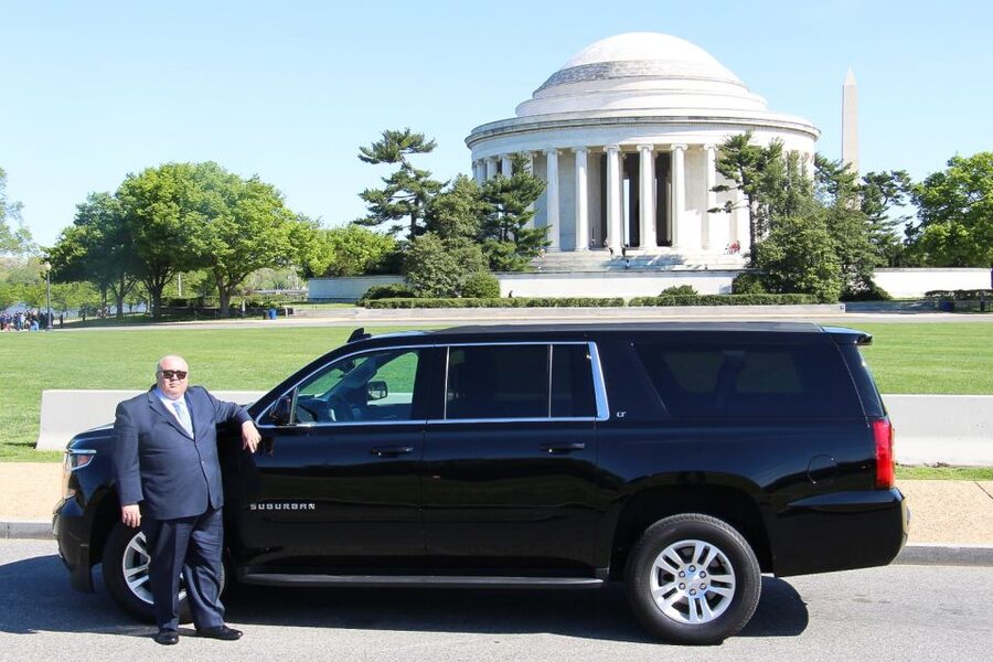 Washington DC: Multilingual Private Day or Evening SUV Tour - The evening tour and Washington after dark