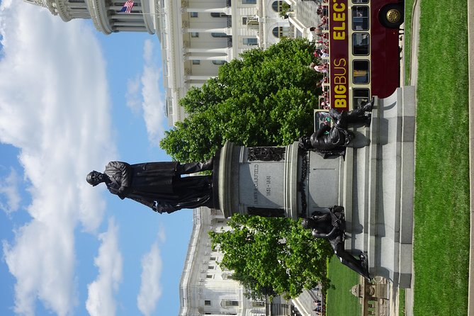 Washington DC Museums self-guided walking tour & scavenger hunt - Canada’s embassy and the Grant Memorial
