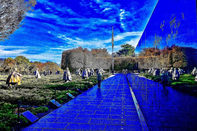 Washington DC Narrated City Tour - White House views from Lafayette Park