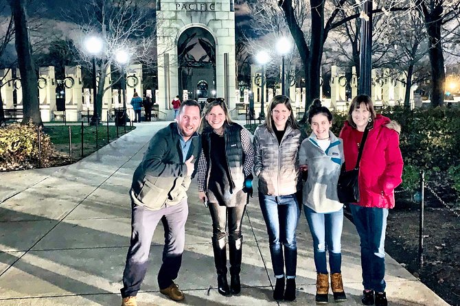 Washington DC Narrated City Tour - World War II Memorial and its wide open setting