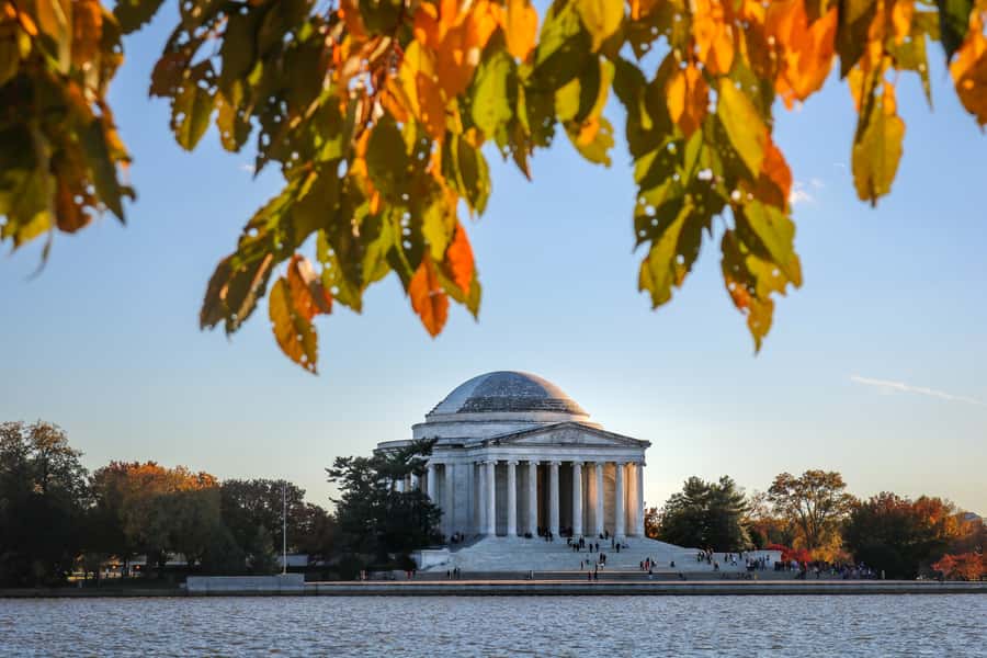Washington DC: National Mall Walking Tour - The Lincoln Memorial and the weight of the Civil War