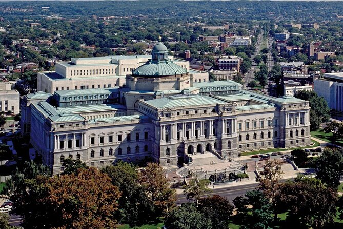 Washington DC Neighborhoods Personalized Self-Guided App Tour - Folger Shakespeare Library, where books become history