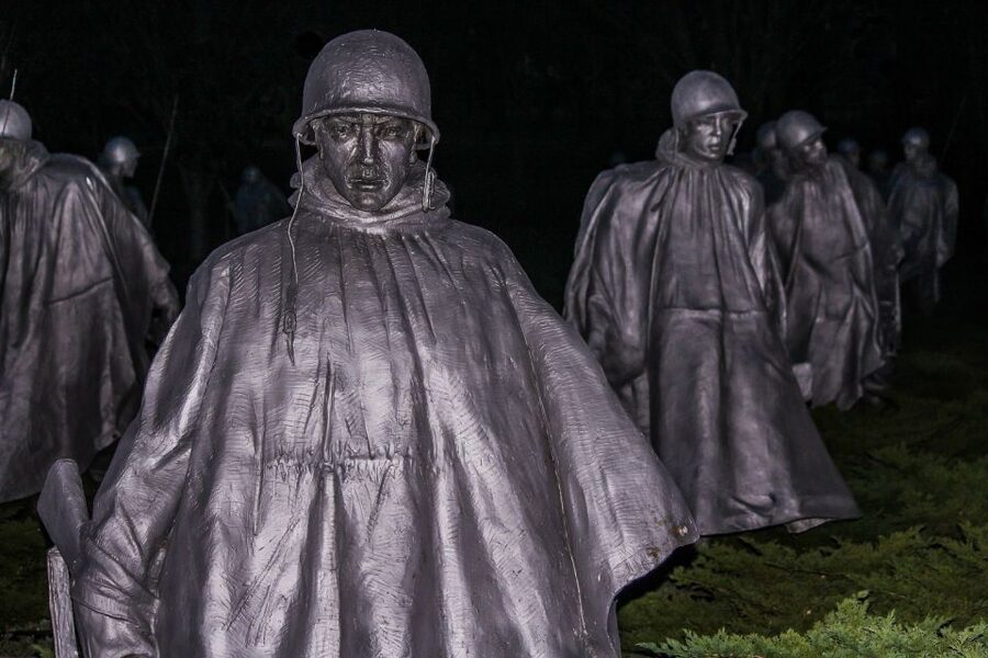 Washington DC: Night Tour with 10+ Stops, Admission Tickets - World War II and Korean War memorials