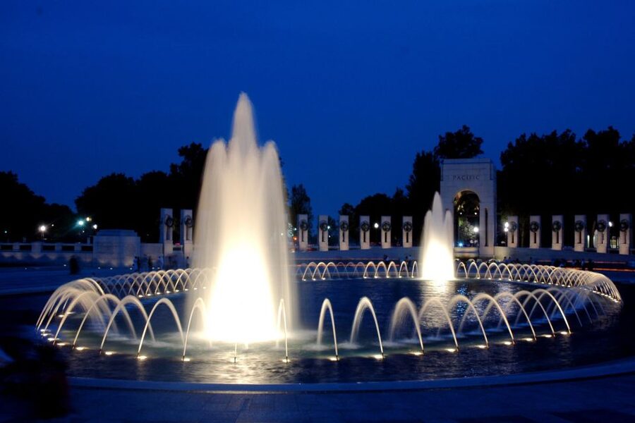 Washington DC: Night Tour with 10+ Stops, Admission Tickets - Arlington National Cemetery and the sites you see from the bus